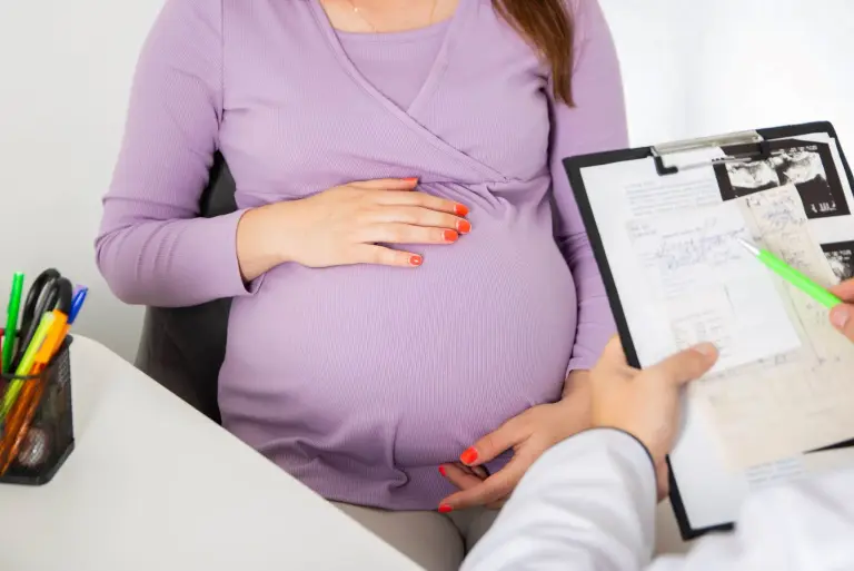 Immunoglobulina anty D w ciąży – co to jest, kiedy i w jakim celu się ją podaje?