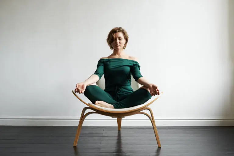 Medytacja – jak działa na stres? Czym jest medytacja, jak zacząć medytować?