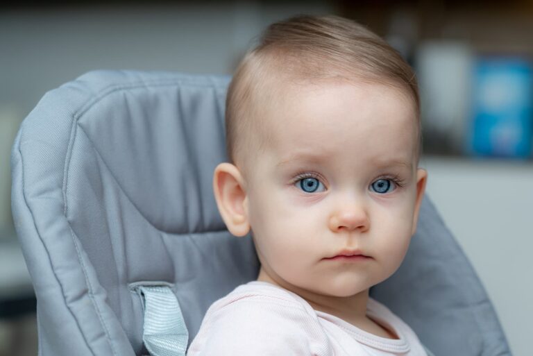 Leukocyty w moczu u dziecka i niemowlaka – o czym mogą świadczyć?